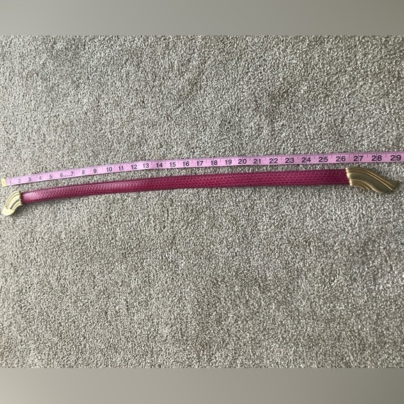 Liz Claiborne Raspberry Pink Colored Gold Buckle Genuine Snake Belt Size Small - Picture 4 of 4